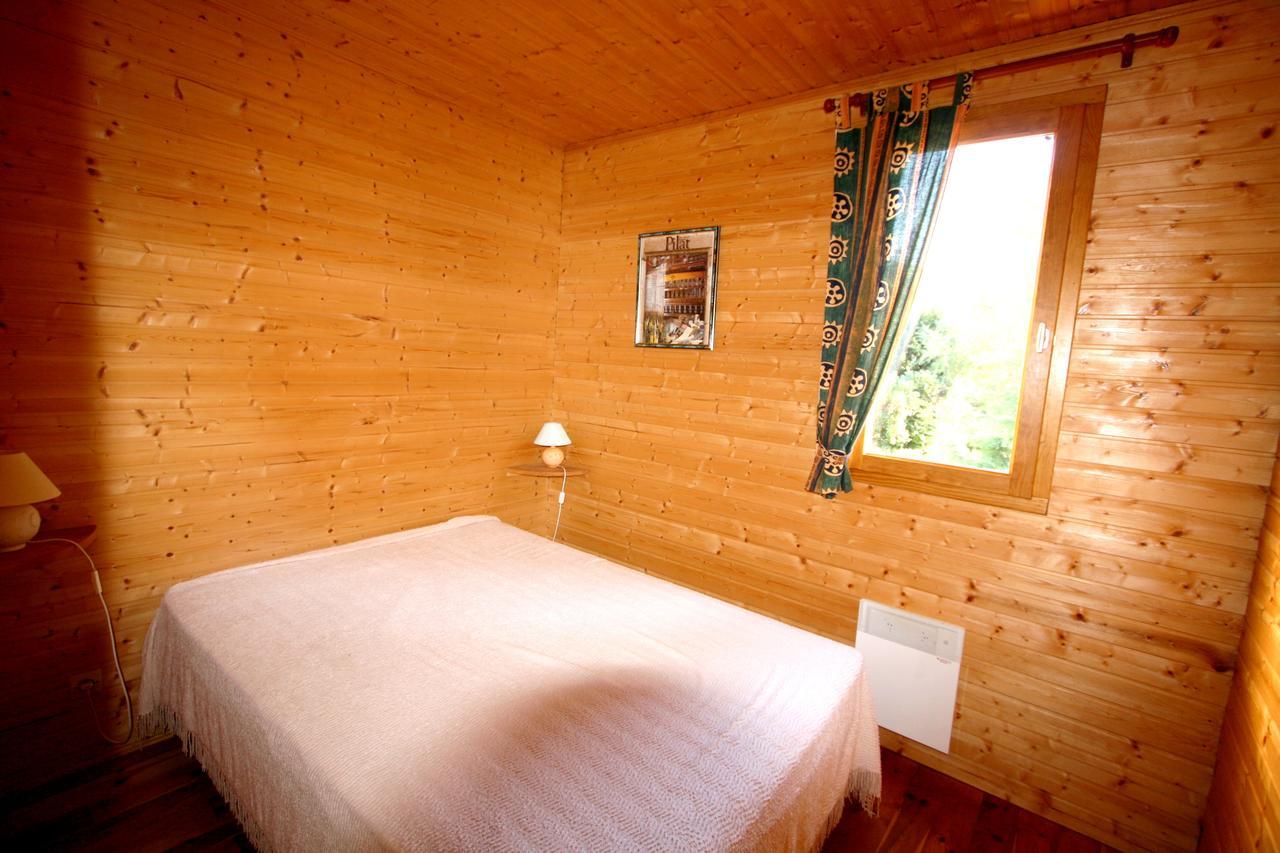 Les Chalets Du Domaine Des Soyeux Saint-Julien-Molin-Molette Exterior photo