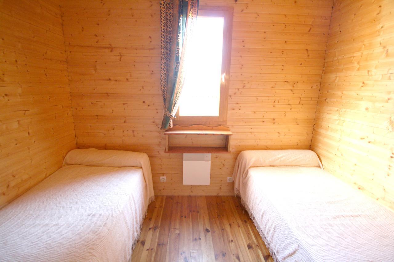 Les Chalets Du Domaine Des Soyeux Saint-Julien-Molin-Molette Exterior photo